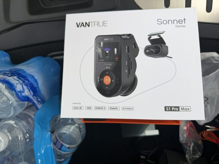 Vantrue Sonnet S1 Pro Max box showing the front and rear cameras and Dual 4K labelling.